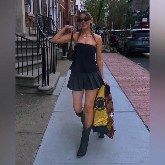 Meet your Posher, Victoria - Picture 3 of 5